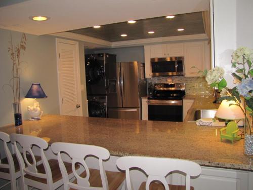 Beach House 604d
