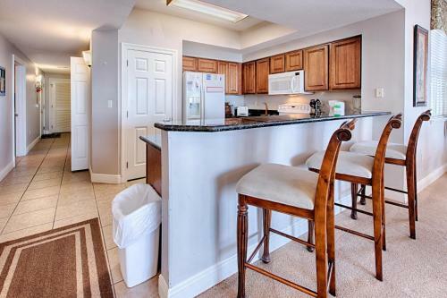 Ariel Dunes II 2201- Flr 22- 3br 3ba - (8)