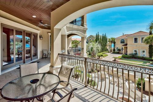 Ballamore Cove Home 11