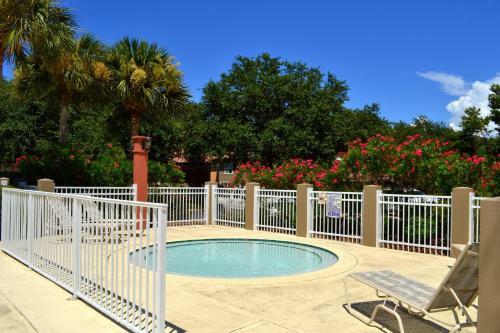 Tivoli Terrace 5404 Townhouse