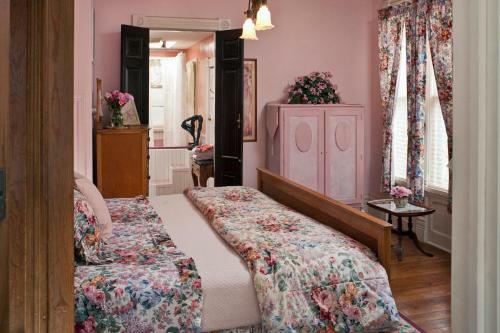 Bed & Breakfast Cliff Cottage Inn