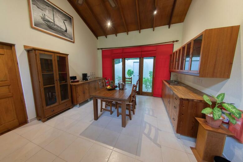 Hotel Reethi Beach Resort