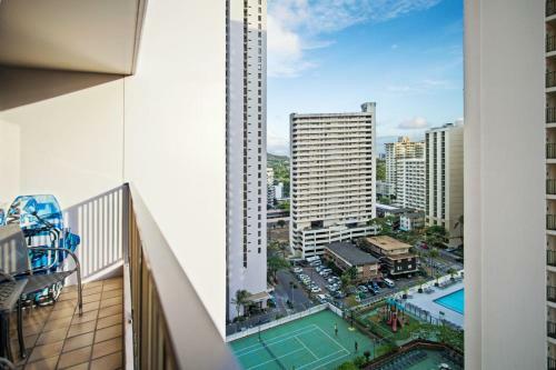 Waikiki Banyan By Darmic
