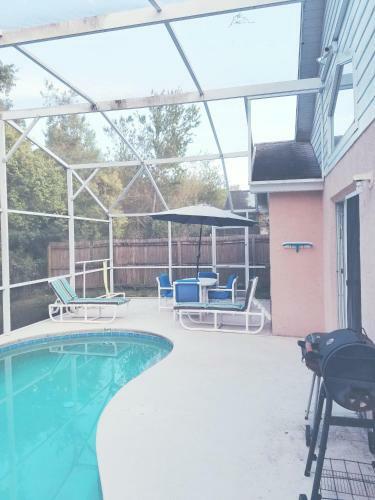 Disney Superior Three Bedroom Pool House