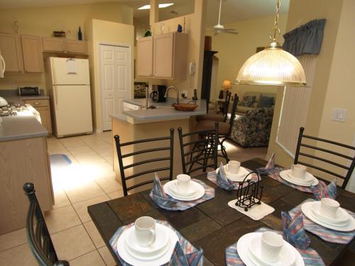 Oneida Villa Ic093
