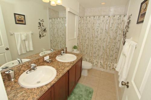 Tourmaline Holiday Home 1010