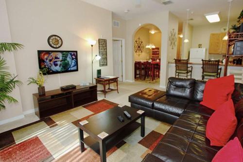 3 Bedroom 2 Bathroom 3rd Floor Condo With Pool View