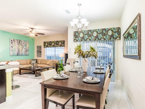 Villa Brier Rose Townhome 4805