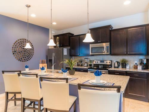 2109 Morocco Way Windsor West Apartment