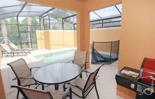 Villa Four Bedroom Holiday Home In Paradise 43
