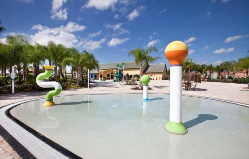 Villa Four Bedroom Holiday Home In Paradise 43