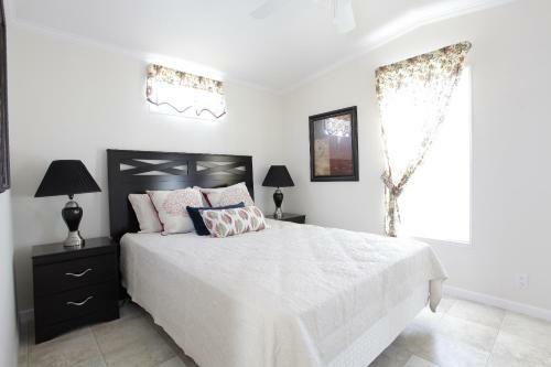 Lake Magic Cottage 5
