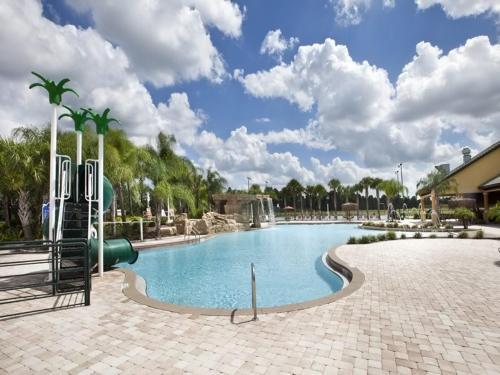 Lovely Paradise Palms 4 Bed 3 Bath Town Home