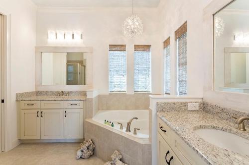 Villa W236