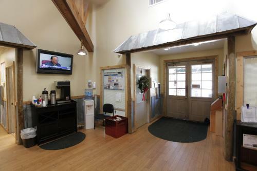 Sherwood Forest Premium Loft Cottage 10