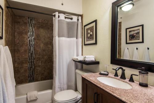Apartamento Poipu Makai D1