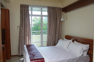 Hotel Surfview Raalhugandhu