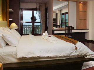 Hotel Grand Hill Residence