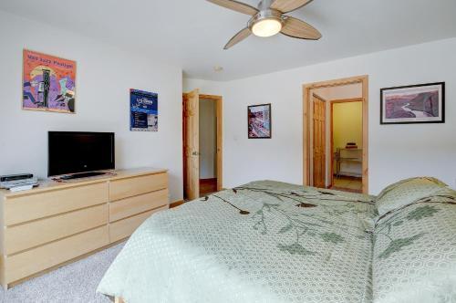 Cottonwoods 405