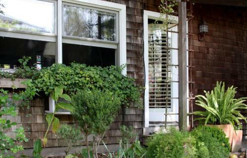 Beazley House Bed And Breakfast Inn