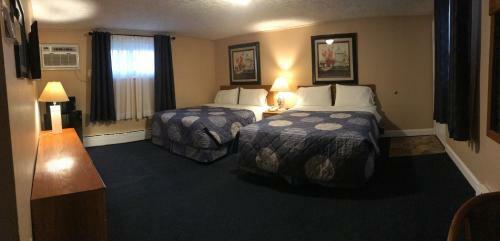 Moonlite Motel