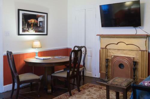 Hostal Blue60 Guest House