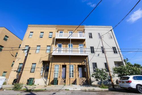 Aparthotel Luxury 4br Condo In Downtown By Hosteeva