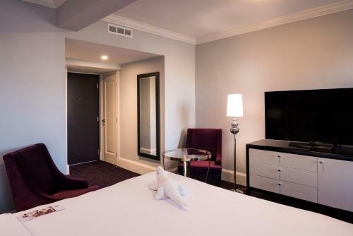 Hotel B On Canal