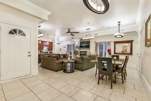 Apartamento Spacious 4br City Condo Steps From St Charles Ave