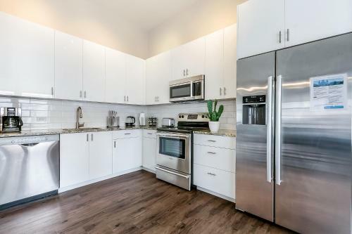 Apartamentos California Building By Hosteeva