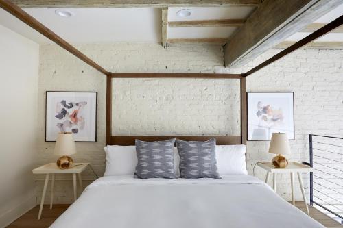 Sonder ? The Esplanade