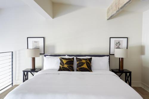 Sonder ? The Esplanade