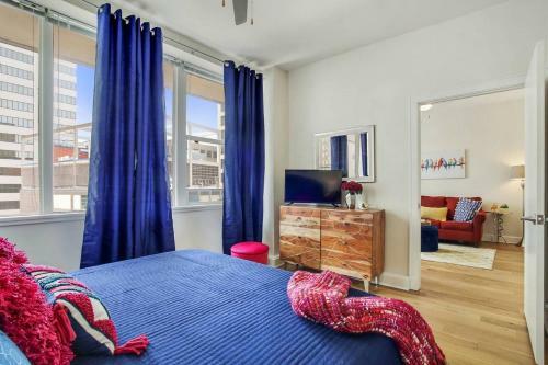 Apartamento #906 Chic Downtown Condo, Super Comfy Bed, Sleeps4