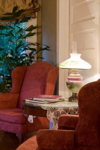 Southern Comfort Bed And Breakfast