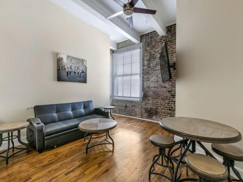 Apartamentos Spacious Condos Steps Away From French Quarter