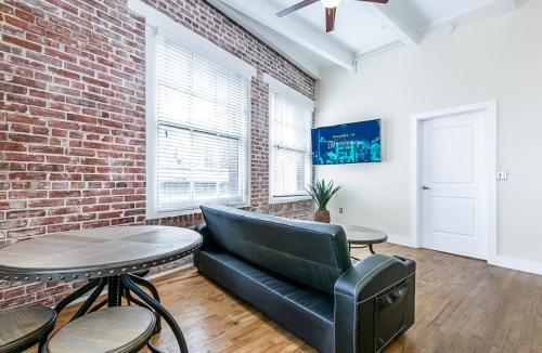 Apartamentos Spacious Condos Steps Away From French Quarter