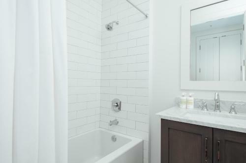 Apartamento Lyric At 451 Girod St