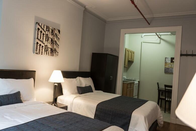 Hostal The Central Park North