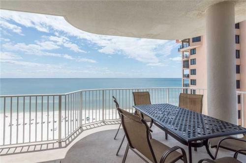 Apartamento Regency Isle 812