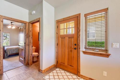 Whispering Pines 1025