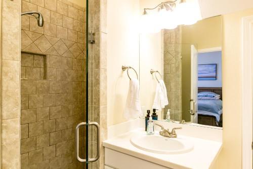 Apartamento Pirates Bay Condo