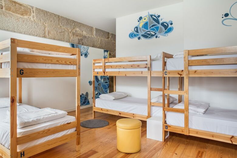 Happy Porto Hostel & Apartments
