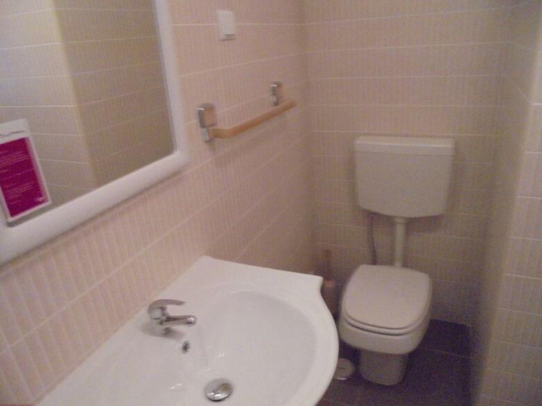 Hostal Lagos City Center Guest House & Hostel