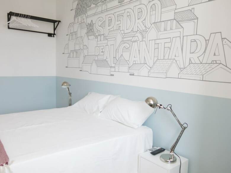 Hostal Lisbon Check-in Guesthouse