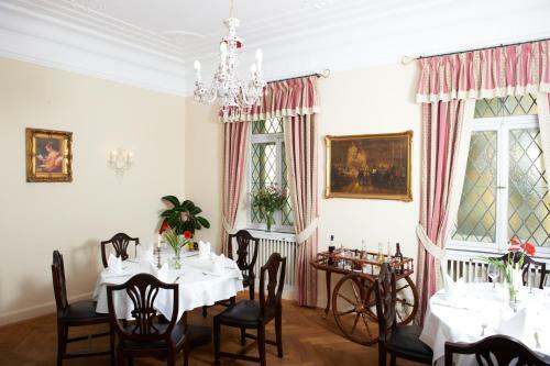 Hotel Weisses Haus