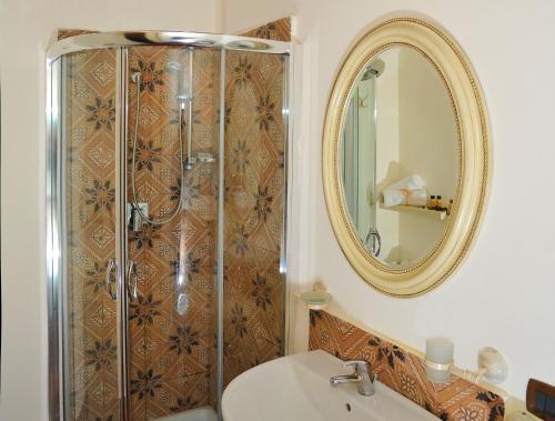 Hostal Garibaldi 61