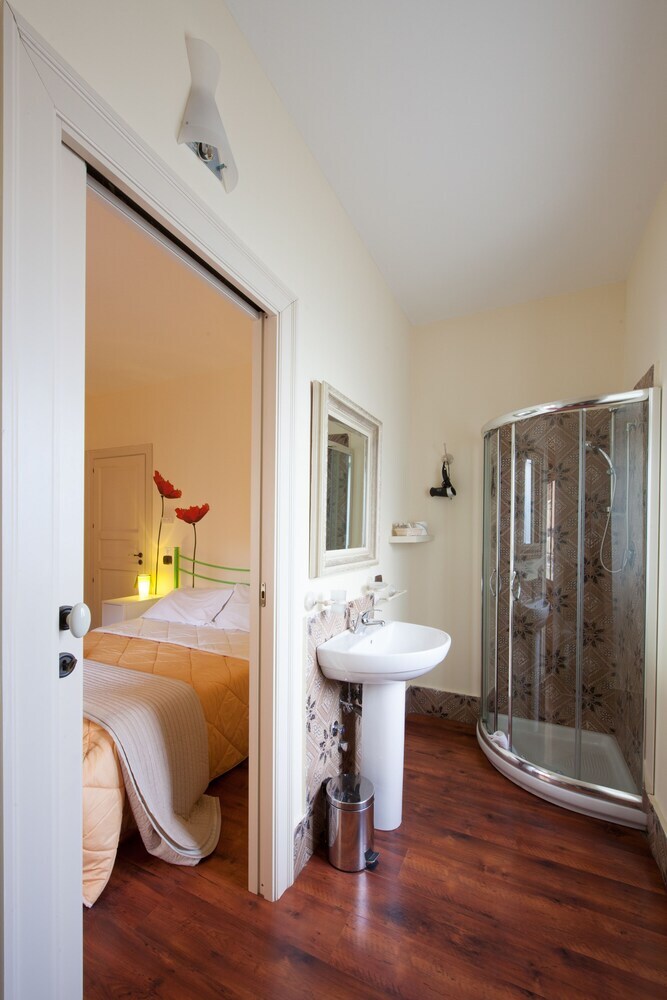 Hostal Garibaldi 61