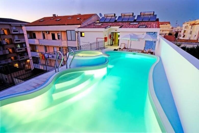 Hotel Domomea