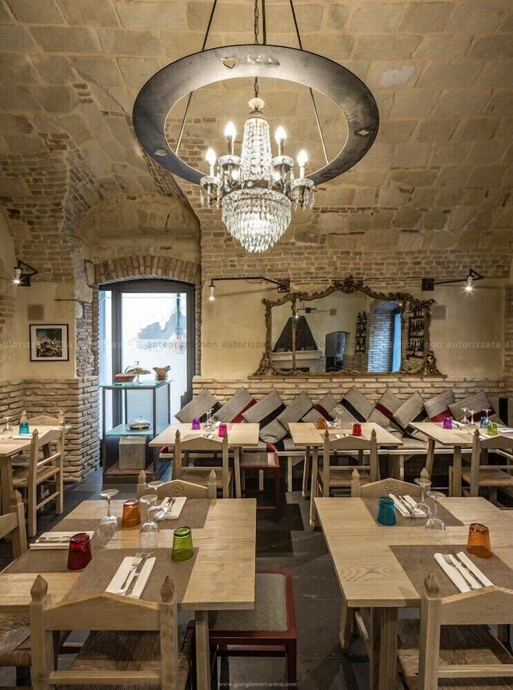 Hostal Palazzo Dessy