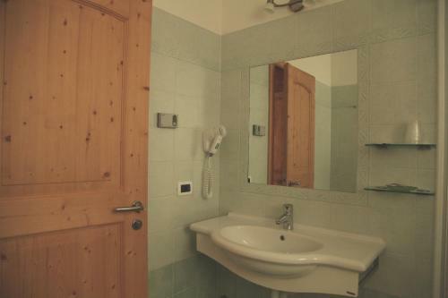 Hotel Garn� Pr� Fior�